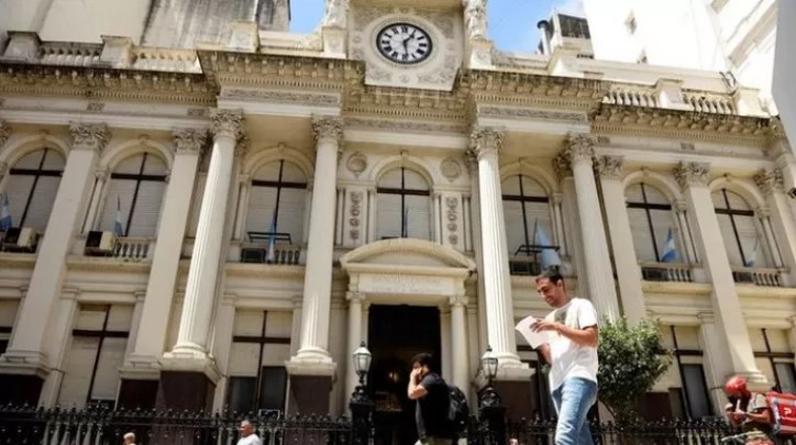 El Banco Central Dispuso Subir La Tasa De Interés Para Plazos Fijos Al 97 Anual Uvas Argentinas 5379